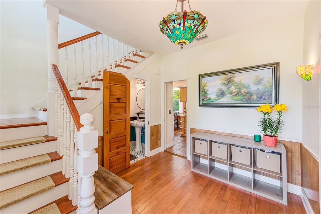 For Sale: $699,900 (3 beds, 2 baths, 2222 Square Feet)