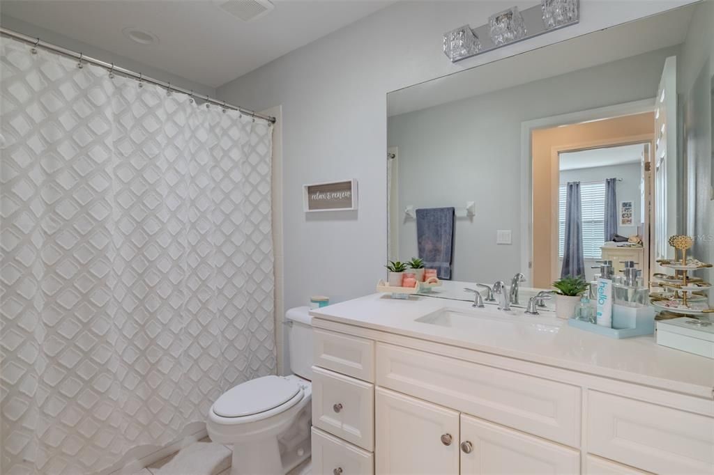 待售: $395,000 (3 贝兹, 2 浴室, 2274 平方英尺)