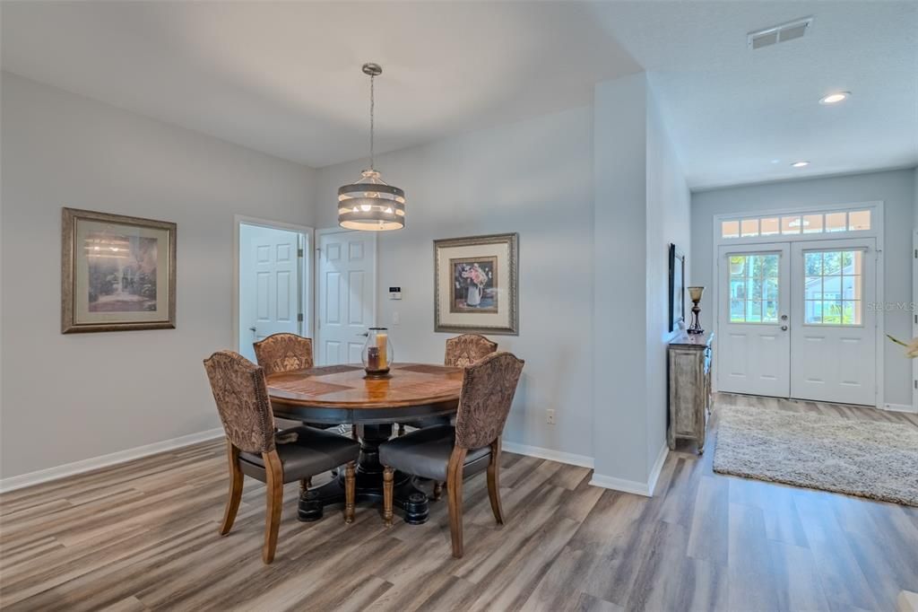 待售: $395,000 (3 贝兹, 2 浴室, 2274 平方英尺)