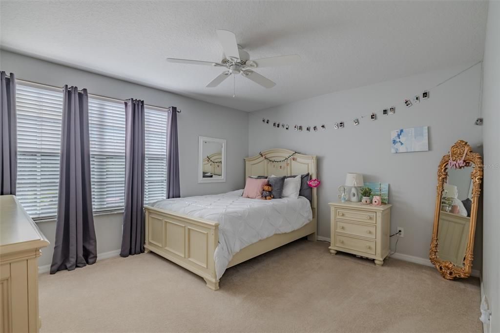 待售: $395,000 (3 贝兹, 2 浴室, 2274 平方英尺)