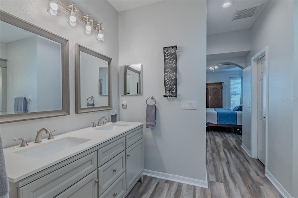 待售: $395,000 (3 贝兹, 2 浴室, 2274 平方英尺)