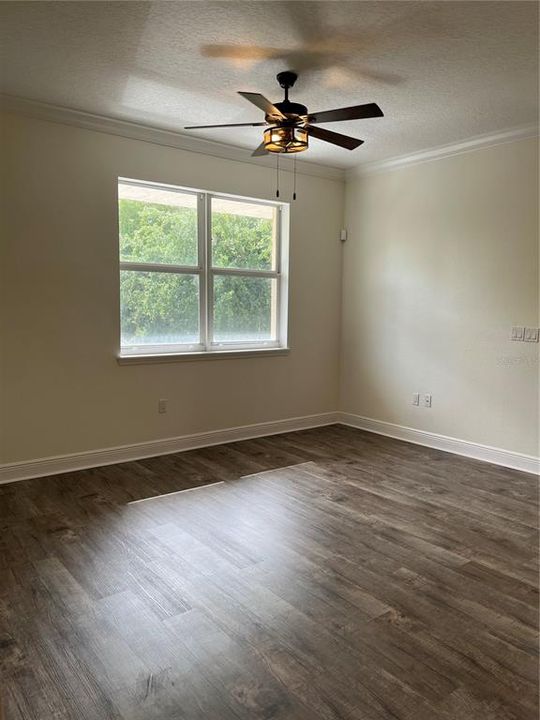 出租: $1,700 (2 贝兹, 2 浴室, 1065 平方英尺)