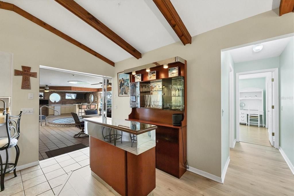 待售: $900,000 (4 贝兹, 3 浴室, 2616 平方英尺)