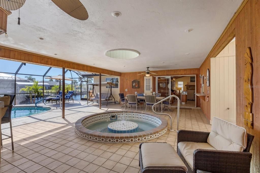 待售: $900,000 (4 贝兹, 3 浴室, 2616 平方英尺)