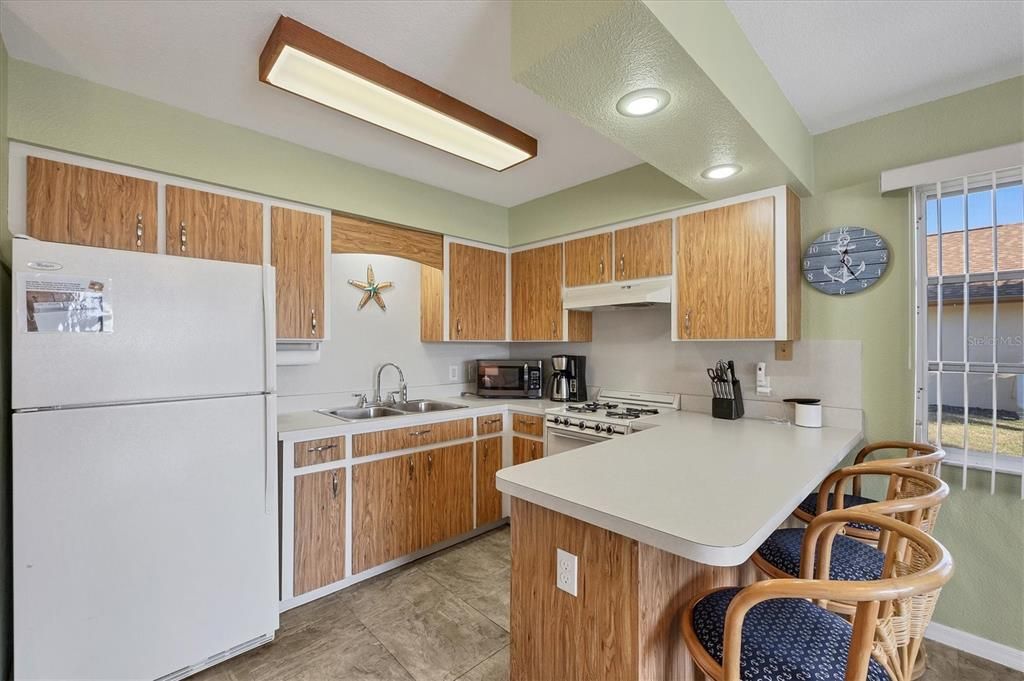 待售: $900,000 (4 贝兹, 3 浴室, 2616 平方英尺)