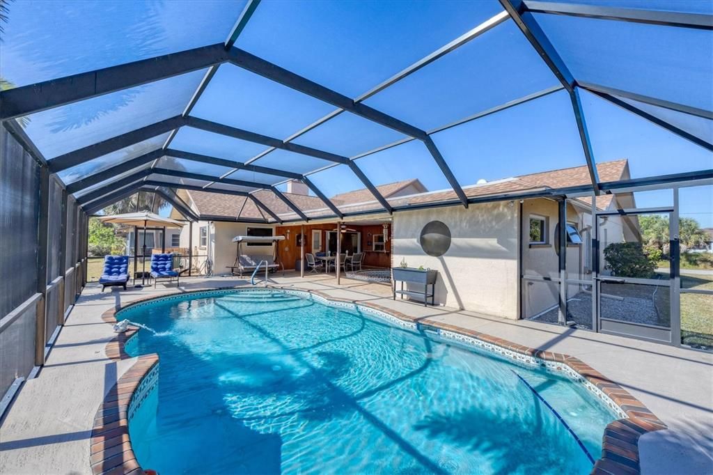 待售: $900,000 (4 贝兹, 3 浴室, 2616 平方英尺)