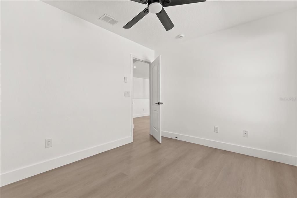 Active With Contract: $450,000 (4 beds, 2 baths, 2844 Square Feet)