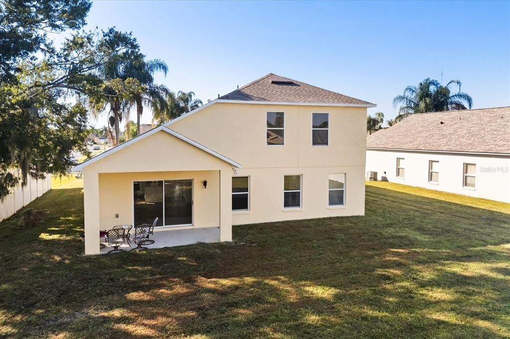 Active With Contract: $450,000 (4 beds, 2 baths, 2844 Square Feet)