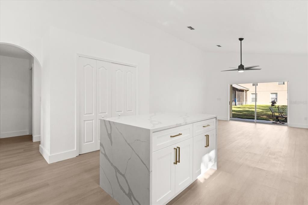 Active With Contract: $450,000 (4 beds, 2 baths, 2844 Square Feet)