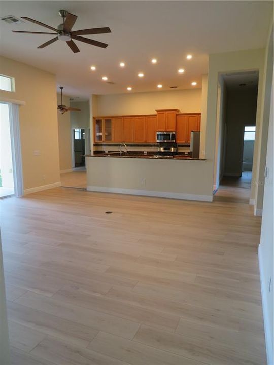 For Sale: $549,900 (4 beds, 3 baths, 2569 Square Feet)