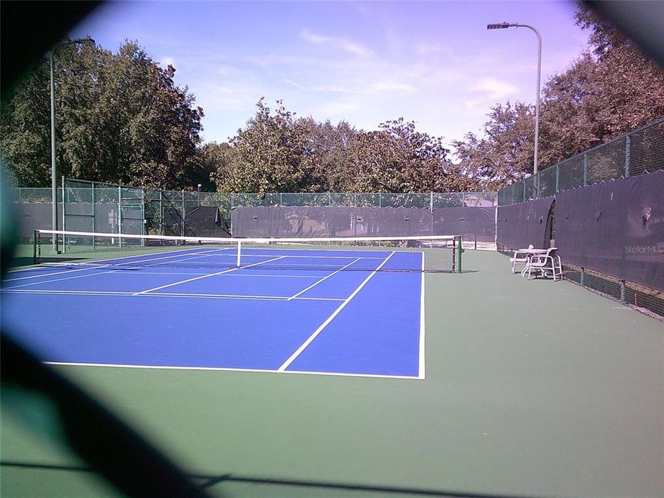 For Sale: $549,900 (4 beds, 3 baths, 2569 Square Feet)