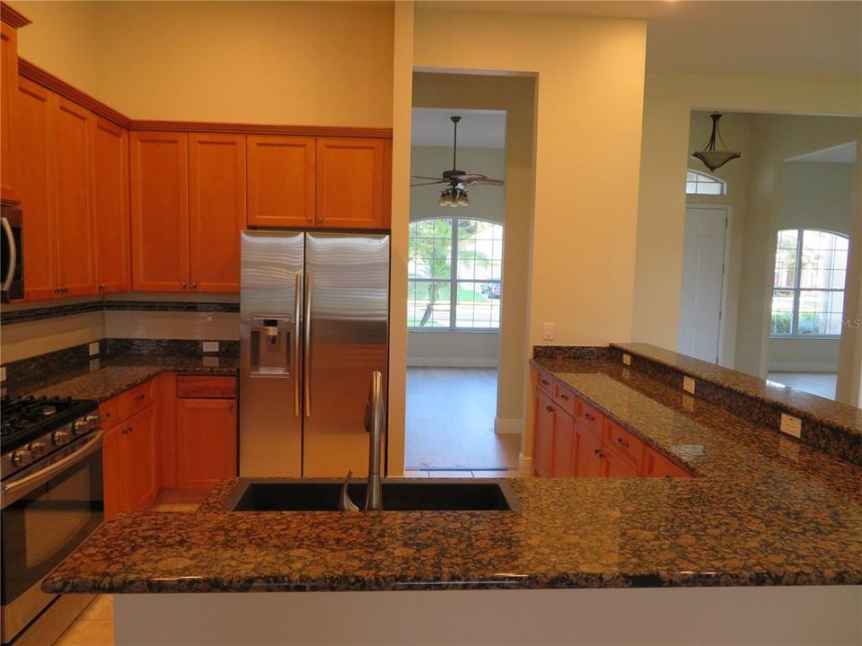 For Sale: $549,900 (4 beds, 3 baths, 2569 Square Feet)