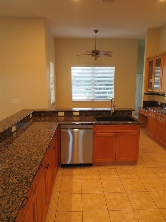 For Sale: $549,900 (4 beds, 3 baths, 2569 Square Feet)