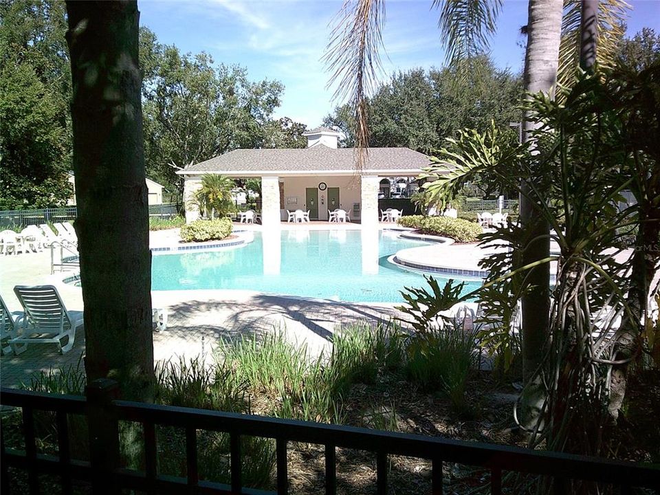 For Sale: $549,900 (4 beds, 3 baths, 2569 Square Feet)