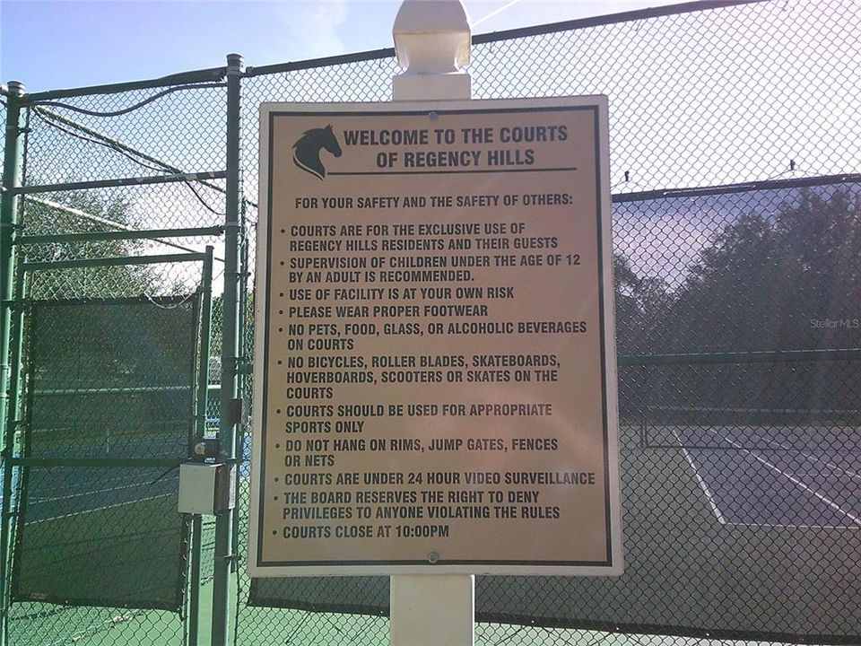 For Sale: $549,900 (4 beds, 3 baths, 2569 Square Feet)