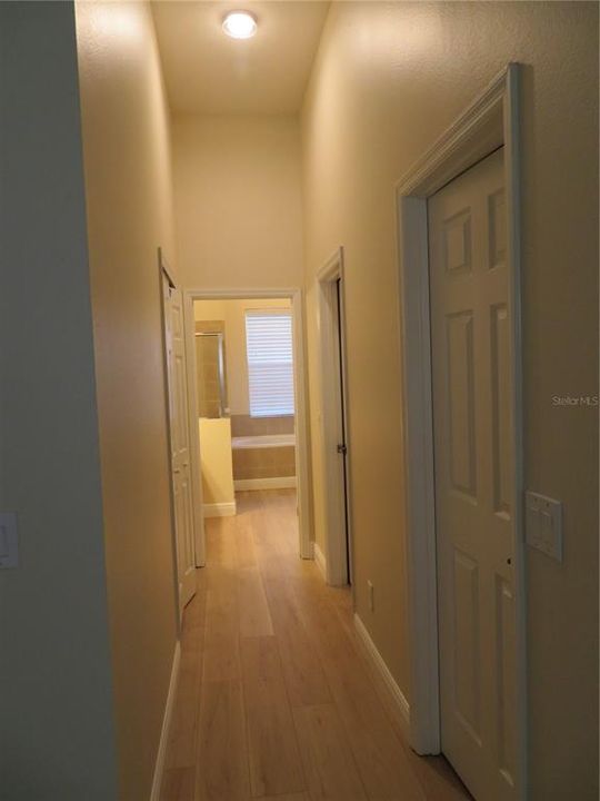 For Sale: $549,900 (4 beds, 3 baths, 2569 Square Feet)