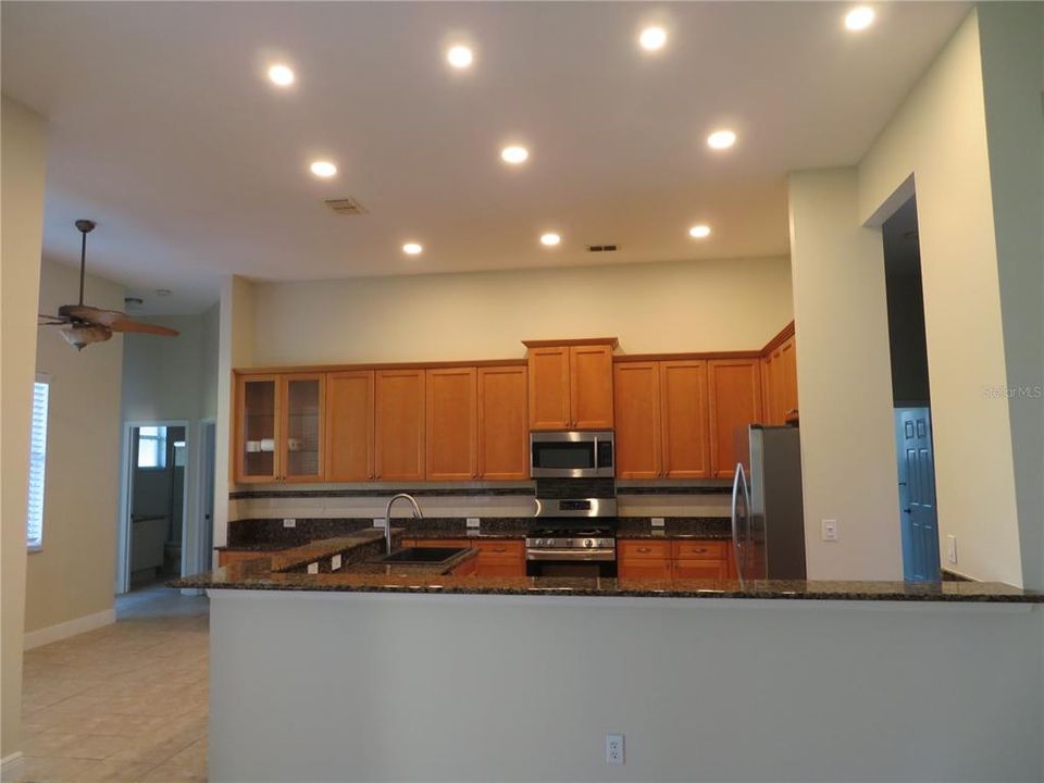 For Sale: $549,900 (4 beds, 3 baths, 2569 Square Feet)