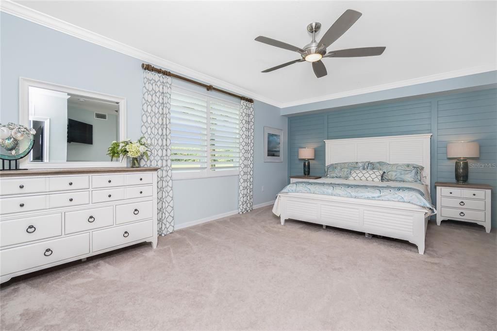 На продажу: $459,000 (3 спален, 2 ванн, 1917 Квадратных фут)