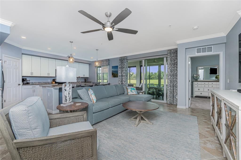 На продажу: $459,000 (3 спален, 2 ванн, 1917 Квадратных фут)