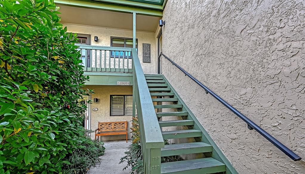 待售: $569,000 (2 贝兹, 2 浴室, 1216 平方英尺)