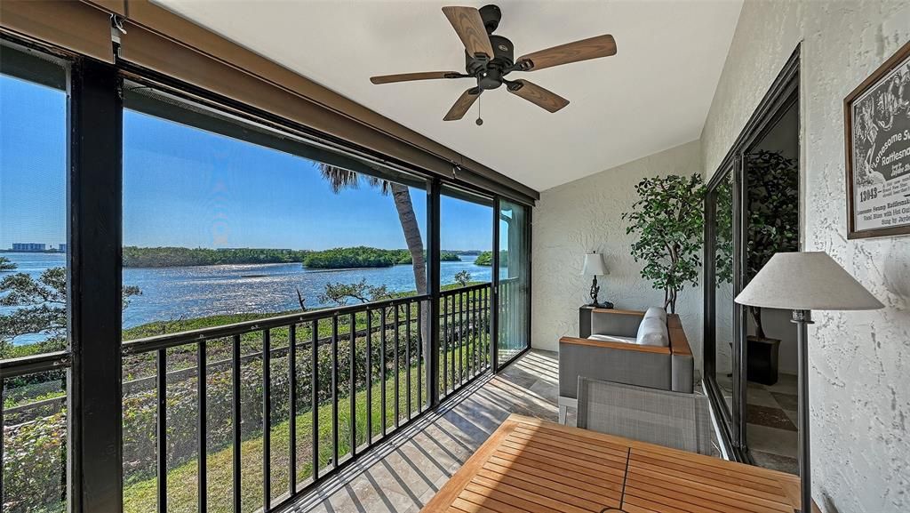 待售: $569,000 (2 贝兹, 2 浴室, 1216 平方英尺)