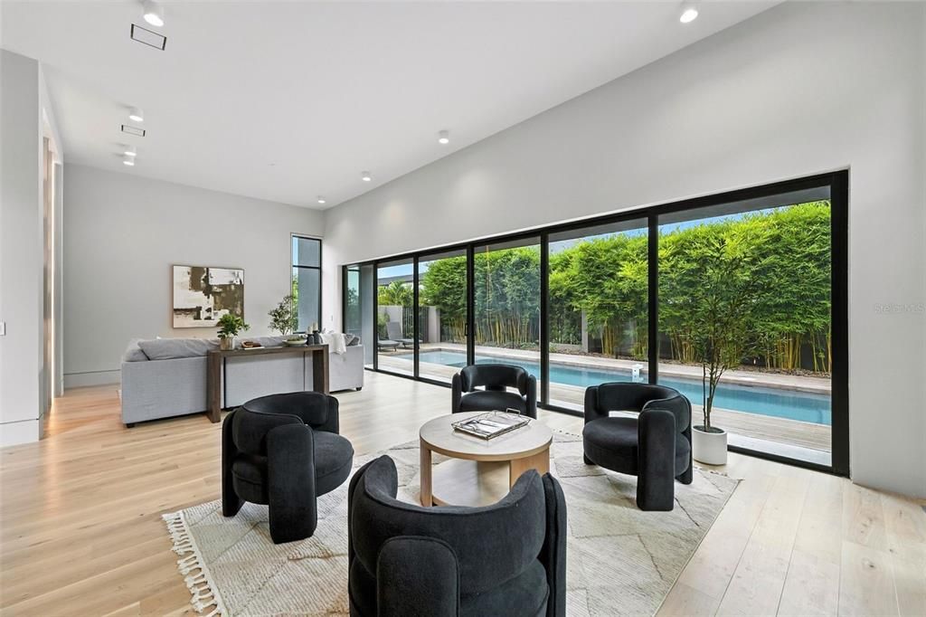 For Rent: $19,000 (4 beds, 5 baths, 3658 Square Feet)