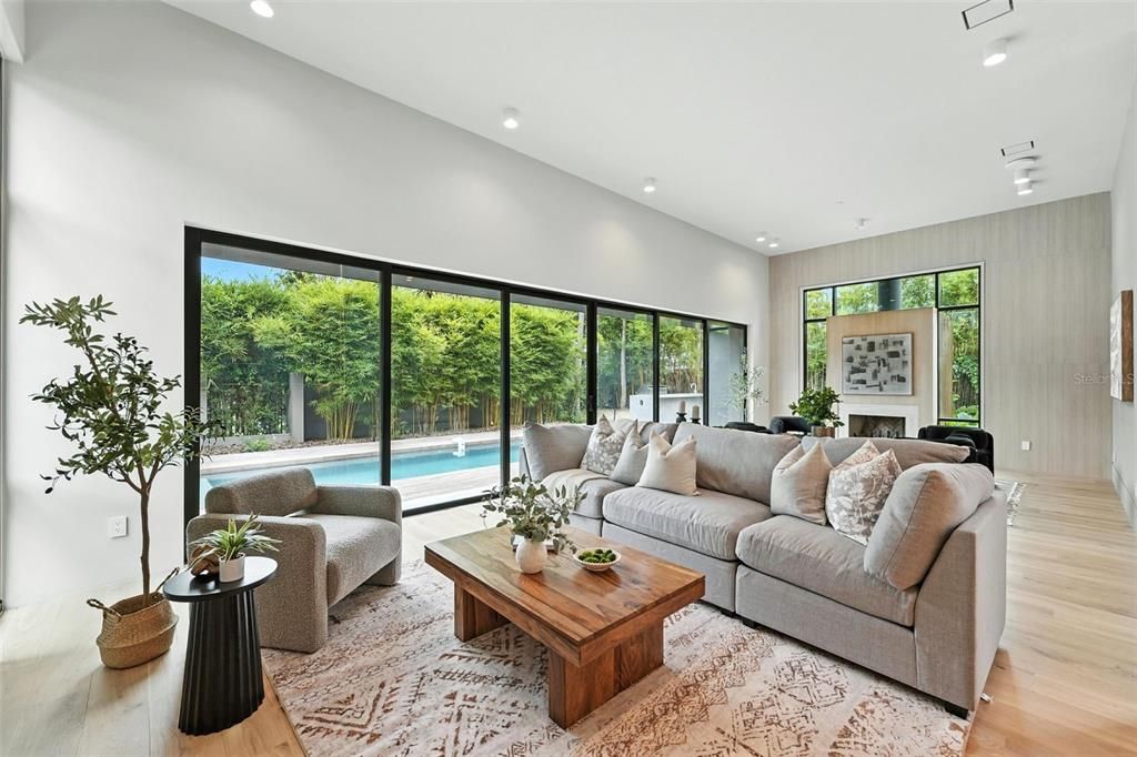 For Rent: $19,000 (4 beds, 5 baths, 3658 Square Feet)