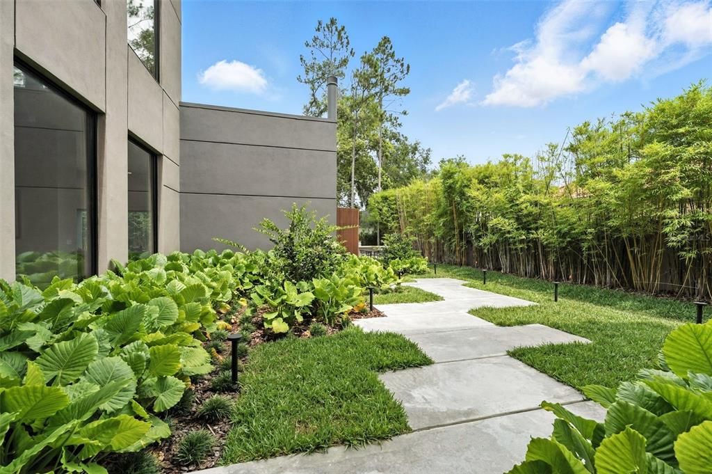 For Rent: $19,000 (4 beds, 5 baths, 3658 Square Feet)