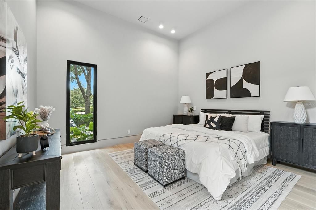 For Rent: $19,000 (4 beds, 5 baths, 3658 Square Feet)