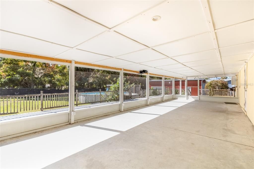 Active With Contract: $290,000 (2 beds, 2 baths, 1008 Square Feet)