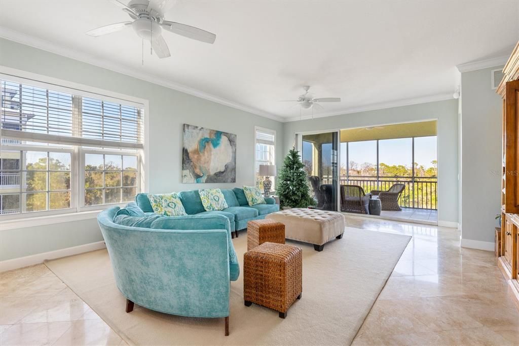 待售: $325,000 (3 贝兹, 2 浴室, 1999 平方英尺)