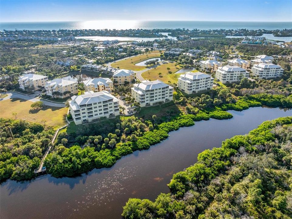 待售: $325,000 (3 贝兹, 2 浴室, 1999 平方英尺)