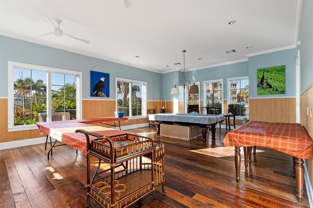 待售: $325,000 (3 贝兹, 2 浴室, 1999 平方英尺)