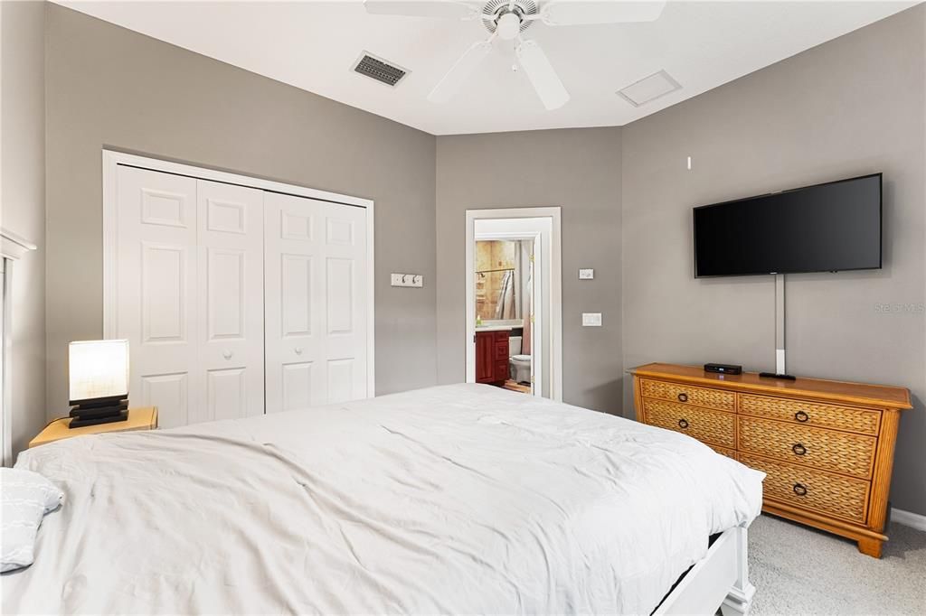 For Rent: $4,500 (3 beds, 2 baths, 2188 Square Feet)