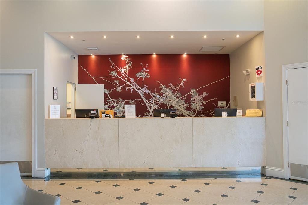 For Sale: $299,500 (2 beds, 2 baths, 1056 Square Feet)