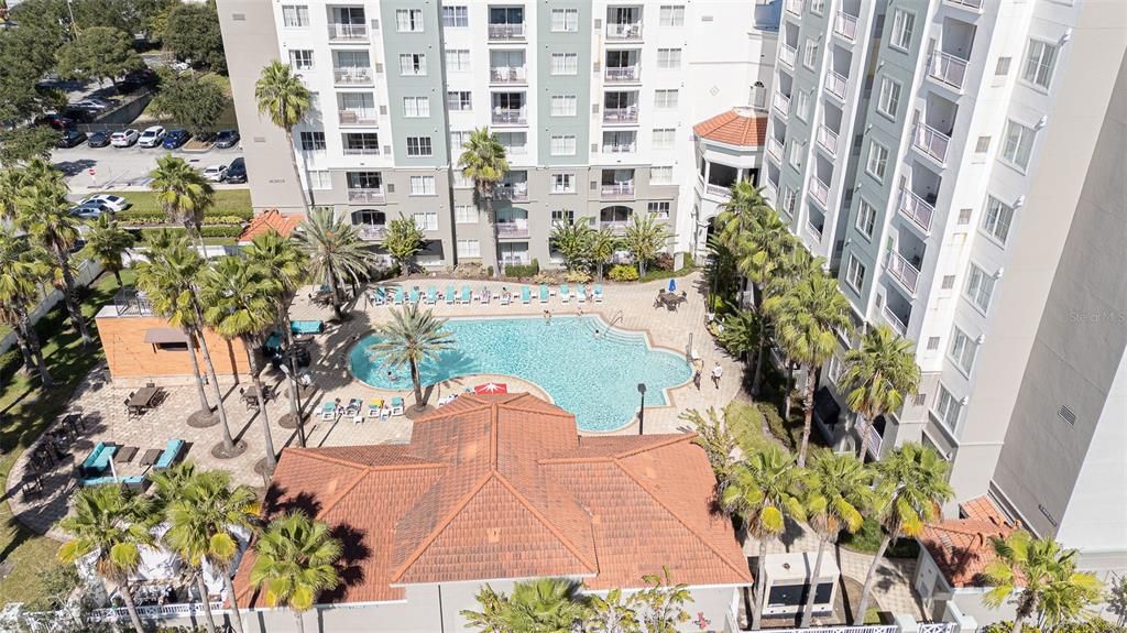 For Sale: $299,500 (2 beds, 2 baths, 1056 Square Feet)