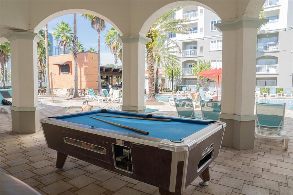 For Sale: $299,500 (2 beds, 2 baths, 1056 Square Feet)