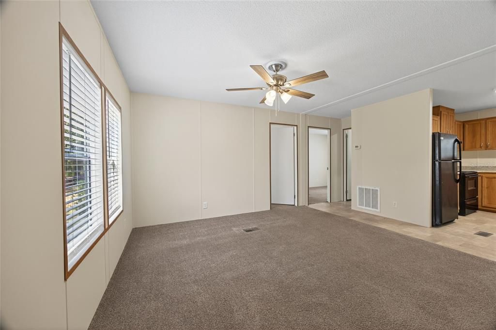 En Venta: $179,000 (3 camas, 2 baños, 960 Pies cuadrados)