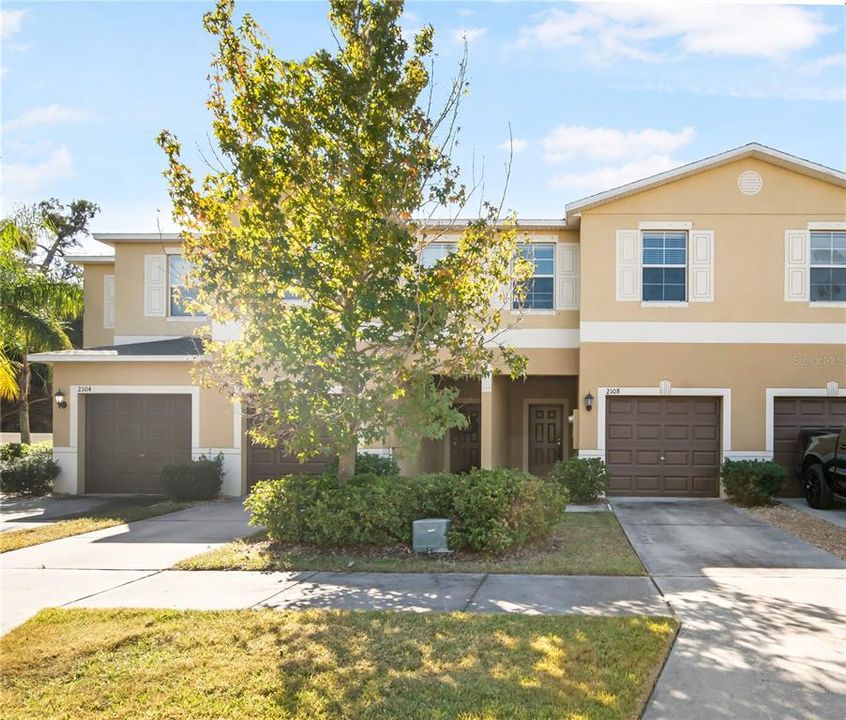 For Rent: $1,900 (2 beds, 2 baths, 1578 Square Feet)