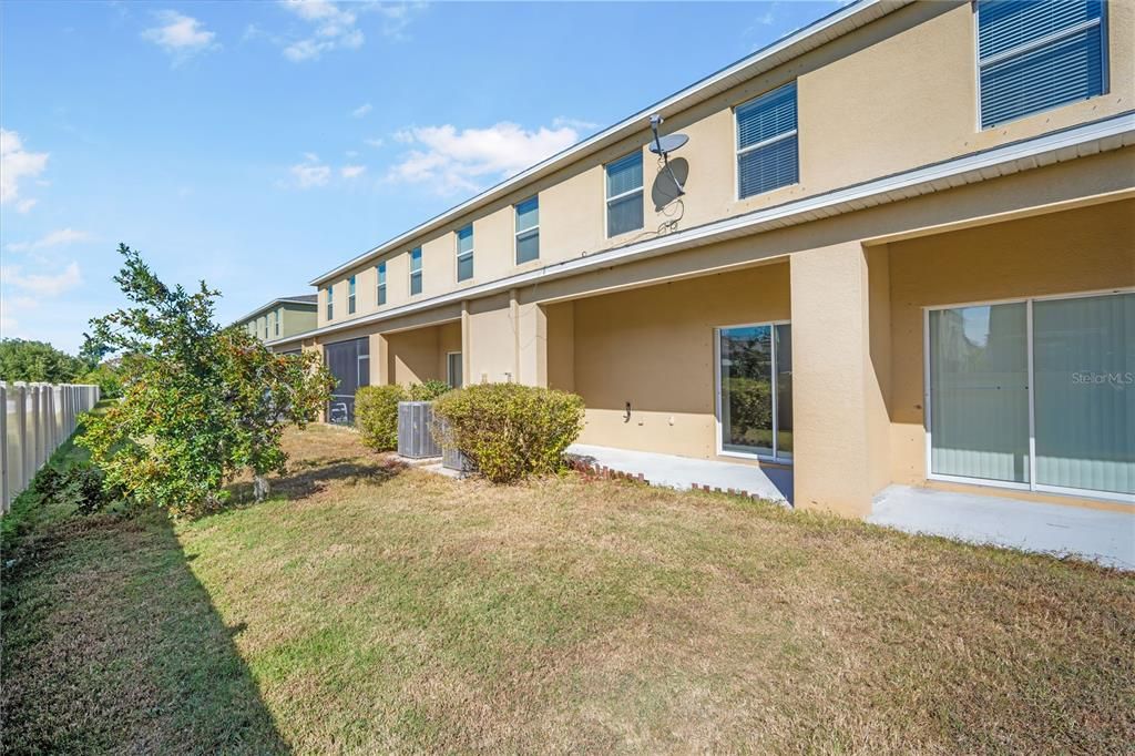 For Rent: $1,900 (2 beds, 2 baths, 1578 Square Feet)