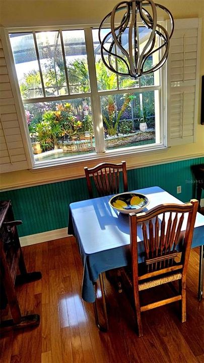 For Sale: $750,000 (3 beds, 2 baths, 2520 Square Feet)