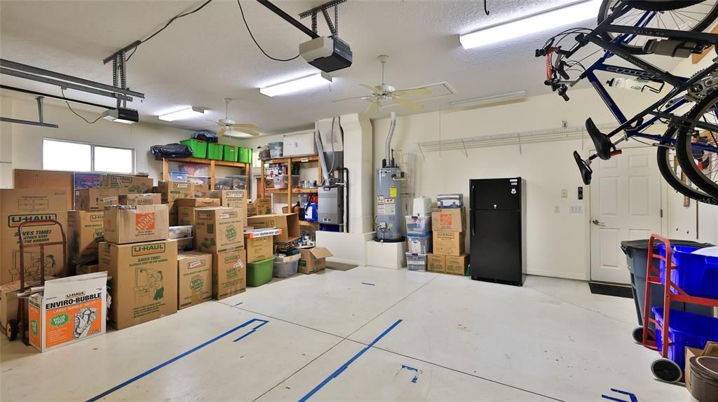 For Sale: $750,000 (3 beds, 2 baths, 2520 Square Feet)