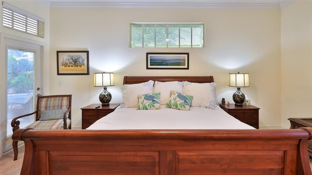 For Sale: $750,000 (3 beds, 2 baths, 2520 Square Feet)