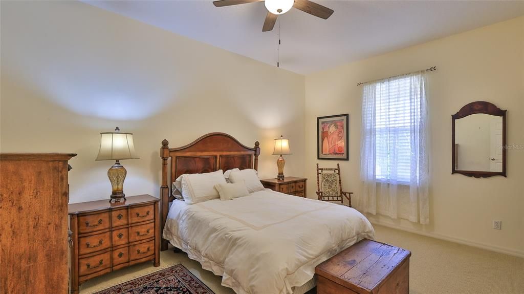 For Sale: $750,000 (3 beds, 2 baths, 2520 Square Feet)