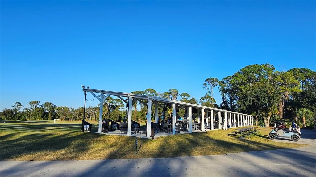 For Sale: $750,000 (3 beds, 2 baths, 2520 Square Feet)