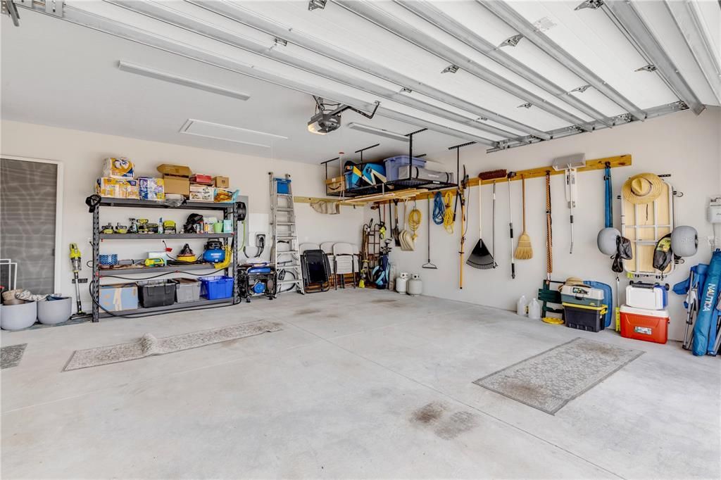 На продажу: $575,000 (3 спален, 2 ванн, 1987 Квадратных фут)