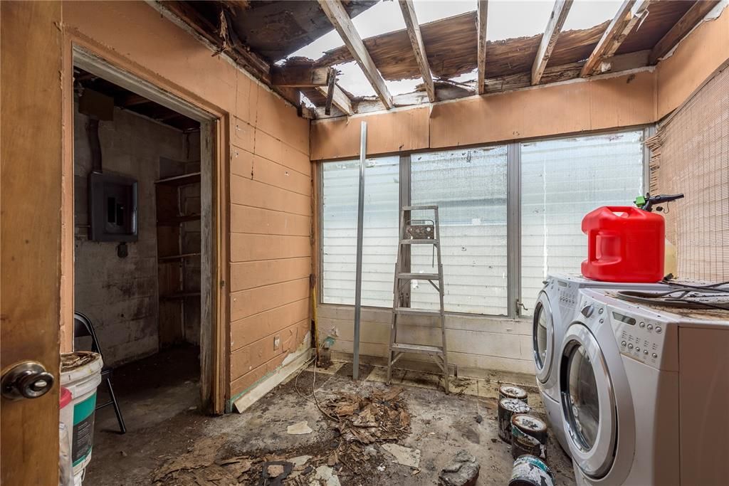 待售: $199,000 (2 贝兹, 1 浴室, 756 平方英尺)