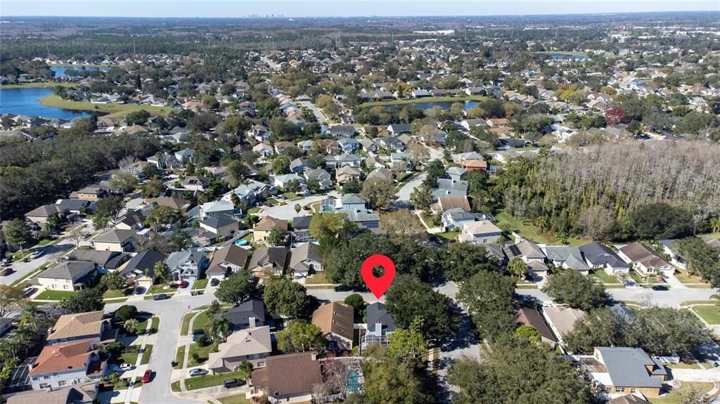 For Sale: $525,000 (5 beds, 2 baths, 2583 Square Feet)