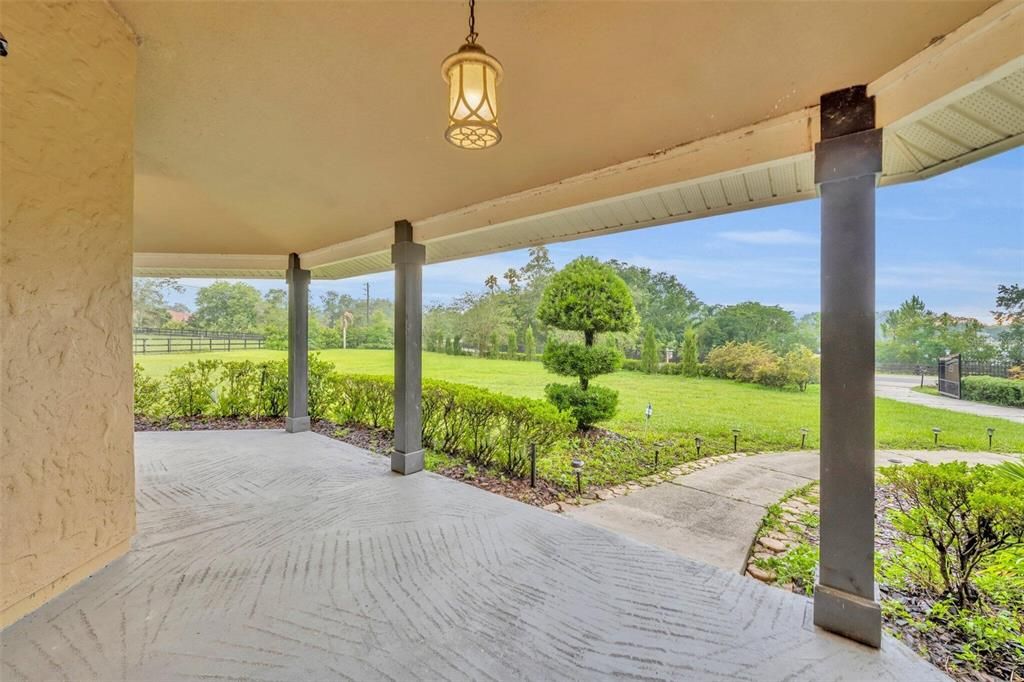 For Sale: $1,575,000 (5 beds, 4 baths, 4233 Square Feet)