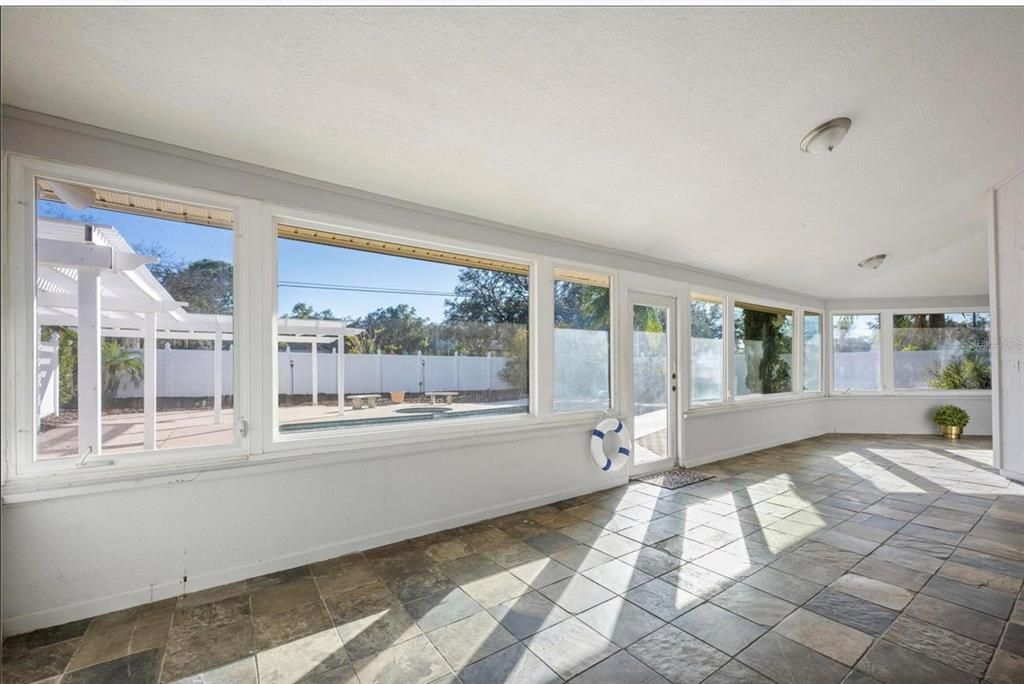 For Sale: $1,575,000 (5 beds, 4 baths, 4233 Square Feet)